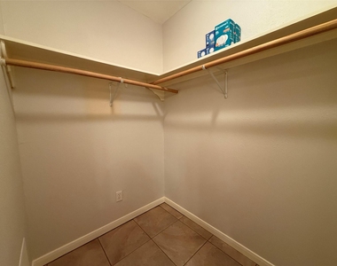 5935 Wildbriar Lane - Photo Thumbnail 12