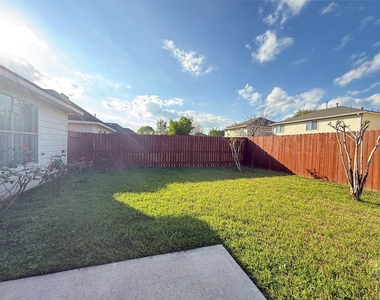 5935 Wildbriar Lane - Photo Thumbnail 22