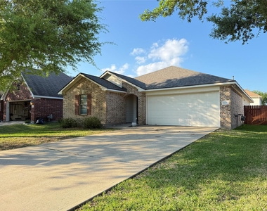 5935 Wildbriar Lane - Photo Thumbnail 19