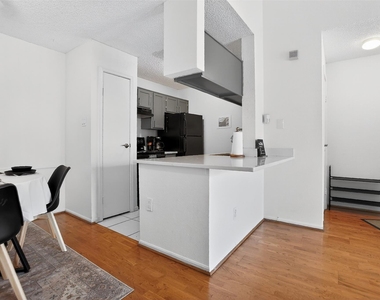 3770 Lovers Wood Lane - Photo Thumbnail 5