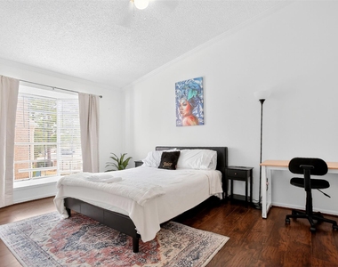 3770 Lovers Wood Lane - Photo Thumbnail 17