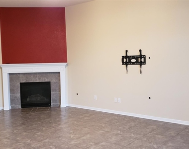 9923 Yearling Place - Photo Thumbnail 10