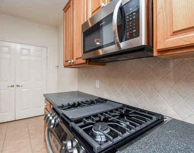 13646 Garden Grove Ct - Photo Thumbnail 13