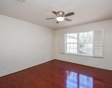 13646 Garden Grove Ct - Photo Thumbnail 22