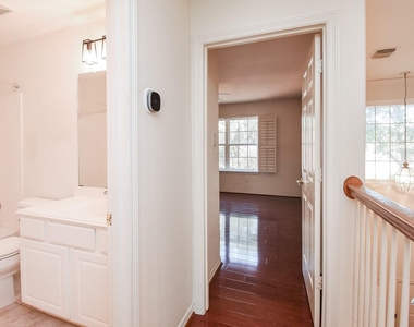 13646 Garden Grove Ct - Photo Thumbnail 28