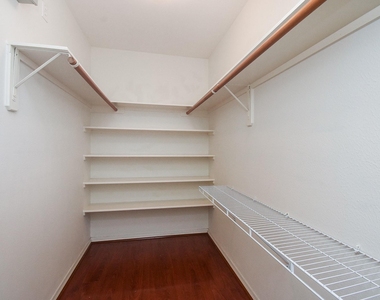 13646 Garden Grove Ct - Photo Thumbnail 18