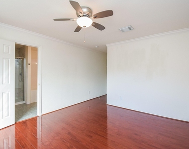 13646 Garden Grove Ct - Photo Thumbnail 12