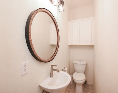 13646 Garden Grove Ct - Photo Thumbnail 26