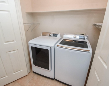 13646 Garden Grove Ct - Photo Thumbnail 29