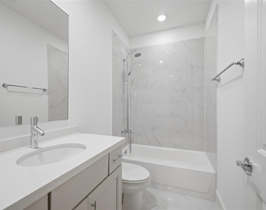 707 Bringhurst Street - Photo Thumbnail 13