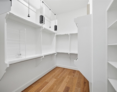 707 Bringhurst Street - Photo Thumbnail 19