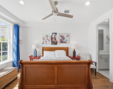 707 Bringhurst Street - Photo Thumbnail 2