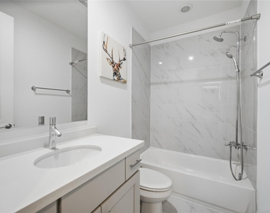 707 Bringhurst Street - Photo Thumbnail 4