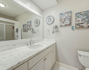 11711 Memorial Drive - Photo Thumbnail 16