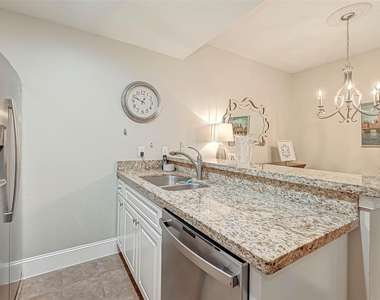11711 Memorial Drive - Photo Thumbnail 8