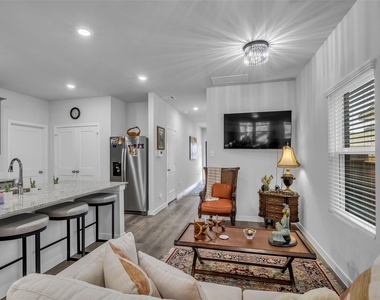 7866 Alset Drive - Photo Thumbnail 7