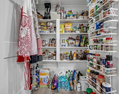 7866 Alset Drive - Photo Thumbnail 14