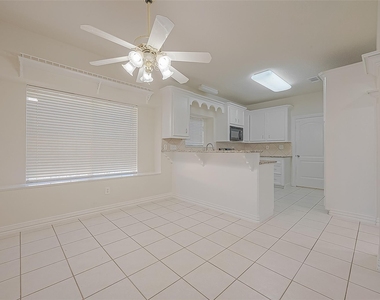 1189 Lovett Street - Photo Thumbnail 20