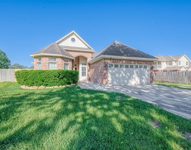 1189 Lovett Street - Photo Thumbnail 1
