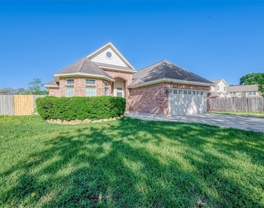 1189 Lovett Street - Photo Thumbnail 2