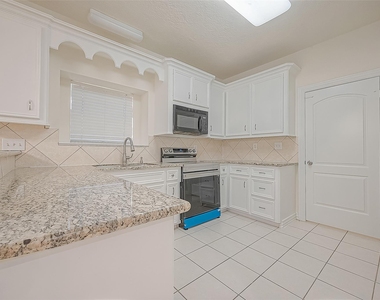 1189 Lovett Street - Photo Thumbnail 23
