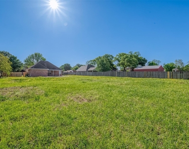 1189 Lovett Street - Photo Thumbnail 42