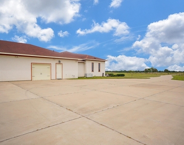 825 Grubbs Road - Photo Thumbnail 44