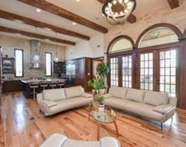 825 Grubbs Road - Photo Thumbnail 10