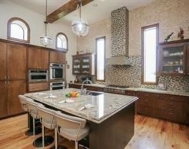825 Grubbs Road - Photo Thumbnail 12