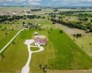 825 Grubbs Road - Photo Thumbnail 47