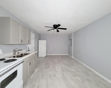 5103 Karu Drive - Photo Thumbnail 8