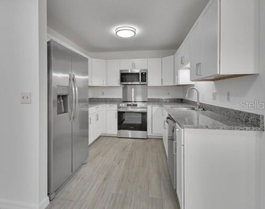 2400 S Glen Eagles Drive - Photo Thumbnail 2