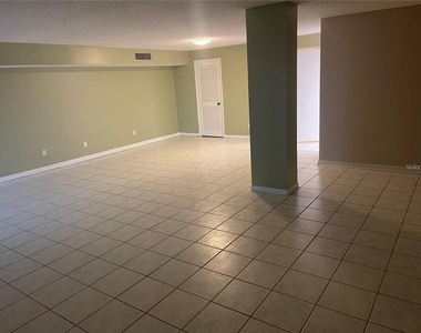 851 Bayway Boulevard - Photo Thumbnail 11