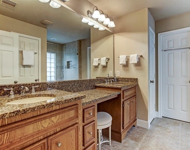 5322 Nett Street - Photo Thumbnail 7