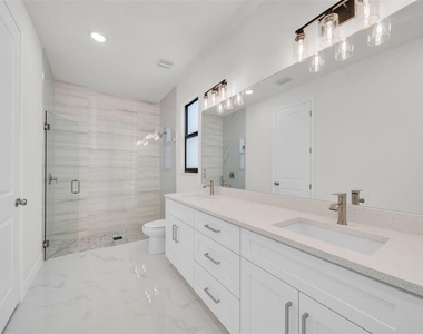 446 Skyland Lane - Photo Thumbnail 13