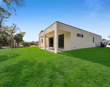 446 Skyland Lane - Photo Thumbnail 20
