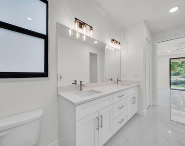 446 Skyland Lane - Photo Thumbnail 14