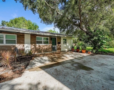 779 12th Ave N - Photo Thumbnail 21
