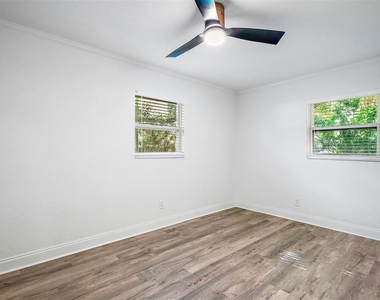 779 12th Ave N - Photo Thumbnail 13