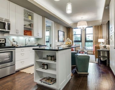 2303 Mid Ln Lane - Photo Thumbnail 2