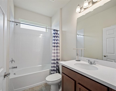 11810 Tetrafin Drive - Photo Thumbnail 15