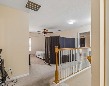 2401 Silvermoss Drive - Photo Thumbnail 23