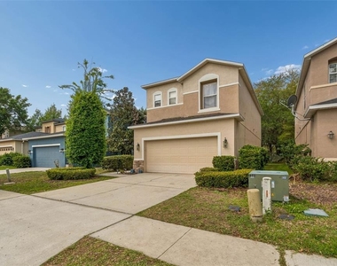 2401 Silvermoss Drive - Photo Thumbnail 2