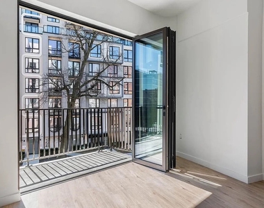 161 Lenox Road - Photo Thumbnail 2