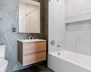 161 Lenox Road - Photo Thumbnail 6