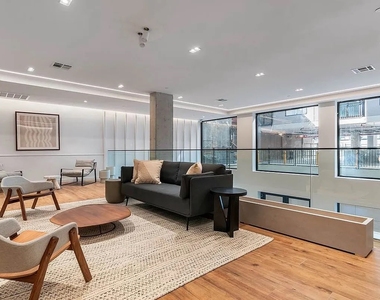 161 Lenox Road - Photo Thumbnail 9