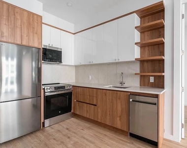 161 Lenox Road - Photo Thumbnail 3