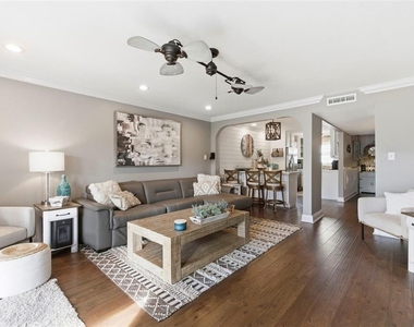4751 Coquina Key Drive Se - Photo Thumbnail 17