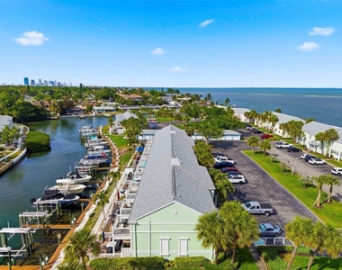 4751 Coquina Key Drive Se - Photo Thumbnail 71