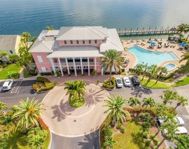 4751 Coquina Key Drive Se - Photo Thumbnail 51